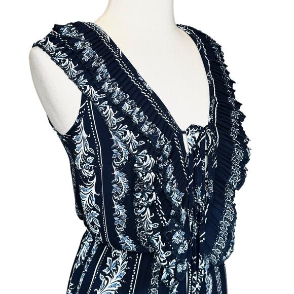 Romeo & Juliet Ruffle Lace-Up Cropped Wide Leg Jumpsuit Size M Botanical Print - Picture 4 of 16